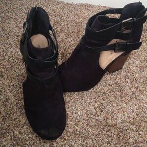Showdazzle Ankle Boot 
